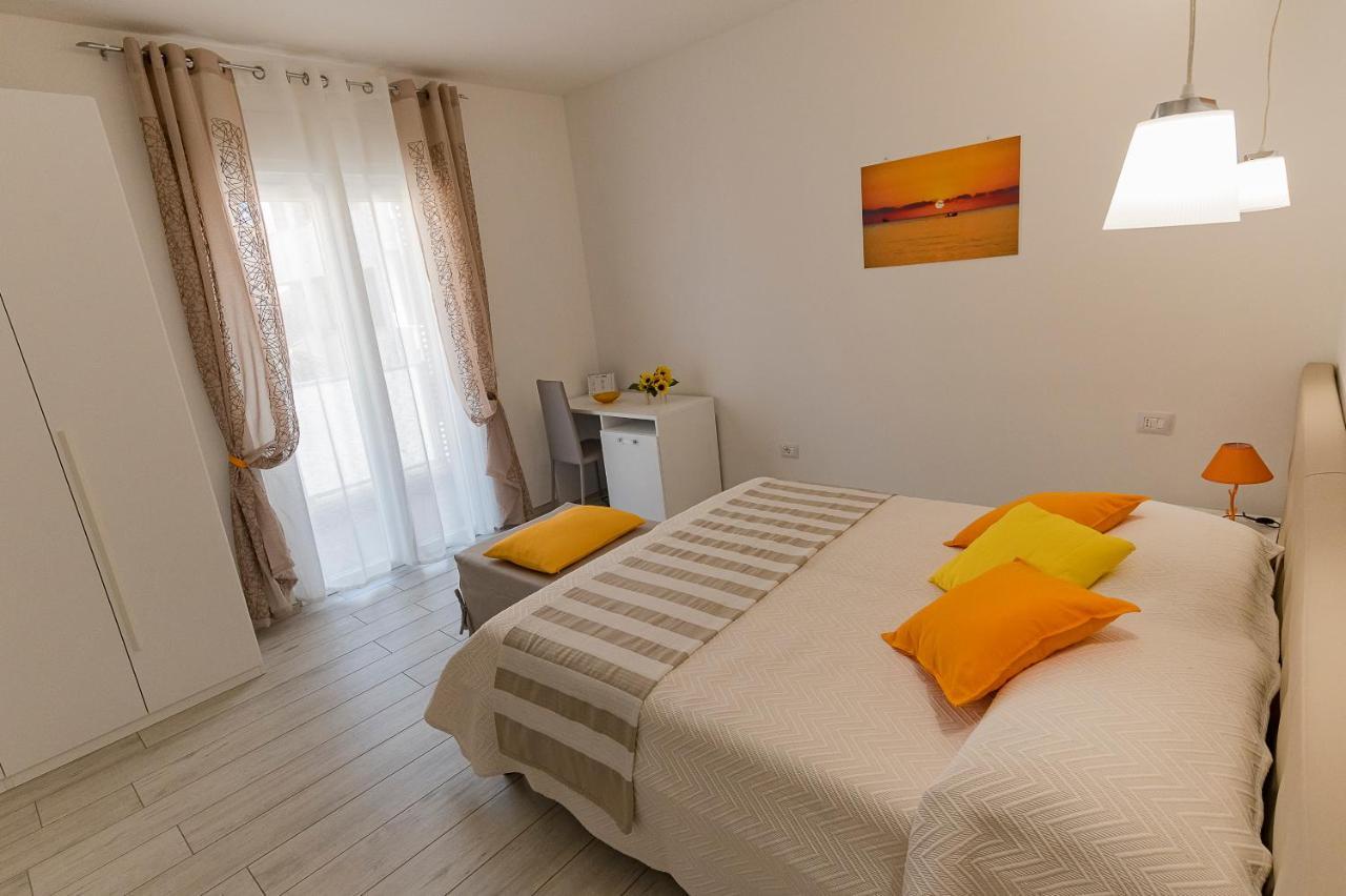Pineta Del Mare Bed and Breakfast Alba Adriatica Eksteriør billede